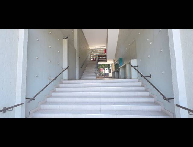 2 BEDROOM APARTMENT FOR SALE IN ESSENWOOD